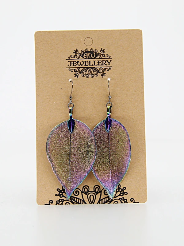 Brincos delicados inspirados na beleza da natureza