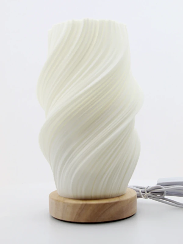 o Candeeiro Nuvem Torcida Estilo Ondas é uma peça que alia design artístico e funcionalidade. Inspirado no brilho e na simbologia das estrelas