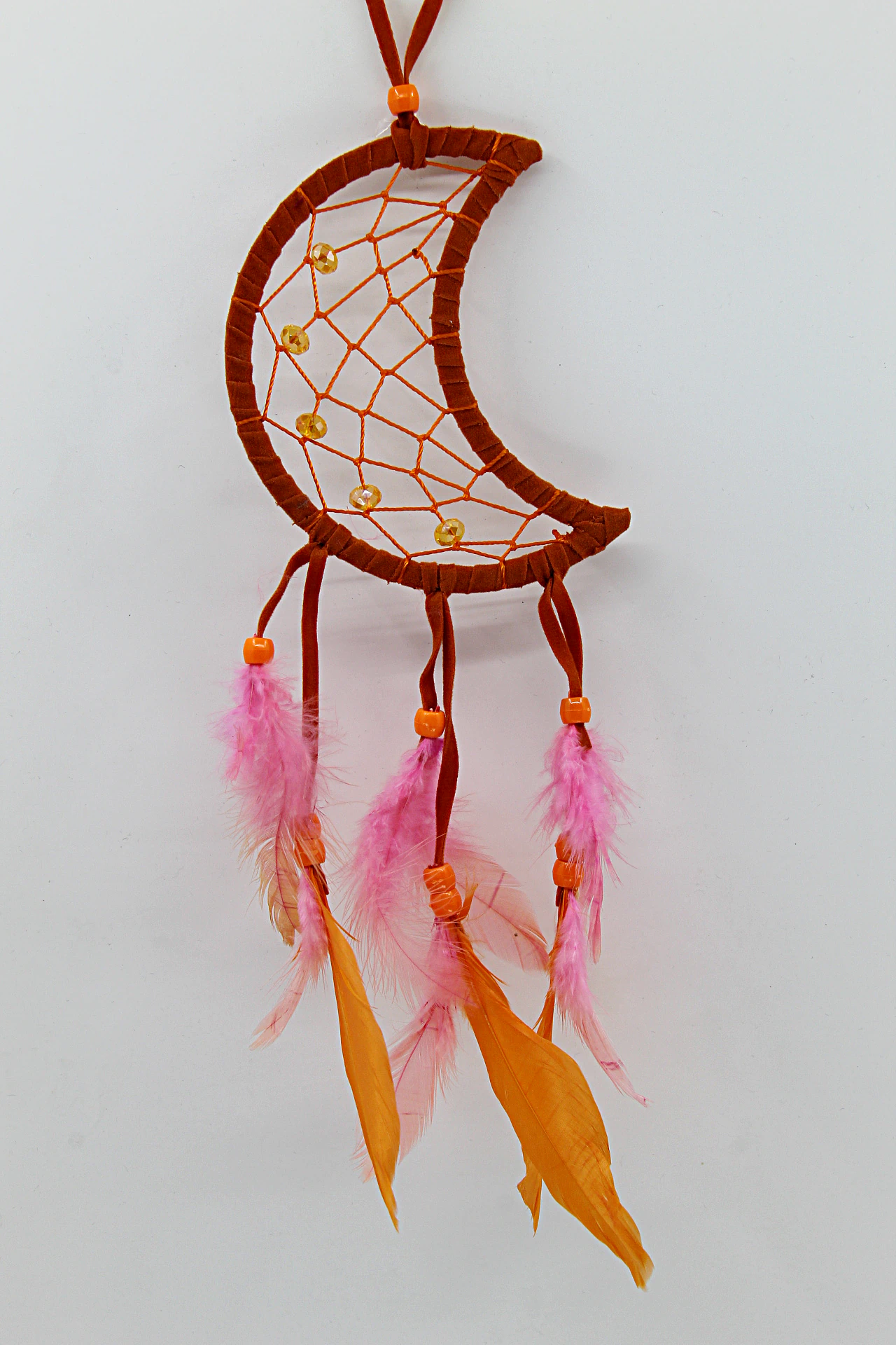 O Caça-Sonhos Meia Lua simboliza proteção