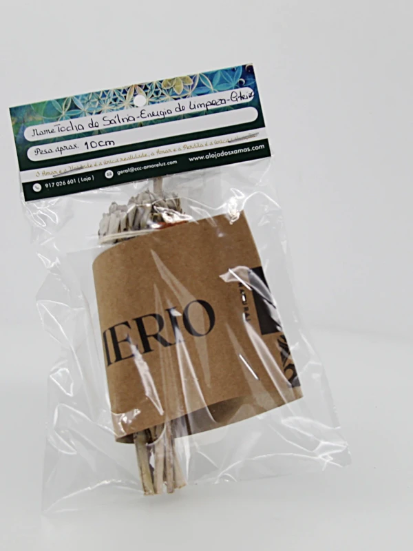 A Tocha de Limpeza Energética de Sálvia com Citrino combina o poder purificador da sálvia branca com a energia edificante do citrino