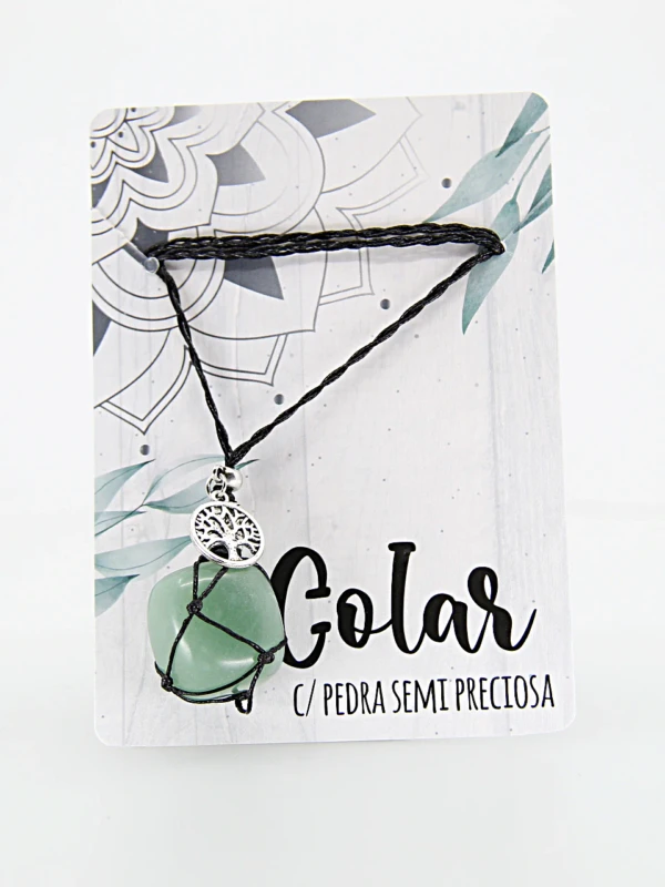 Cordão com uma pedra natural