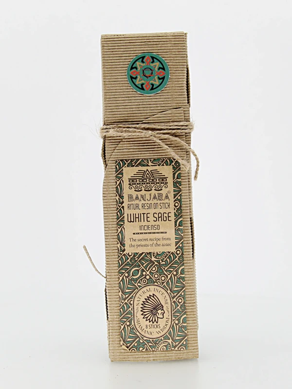 O incenso Banjara é originário da Índia e produzido artesanalmente por artesãos da comunidade tribal Banjara