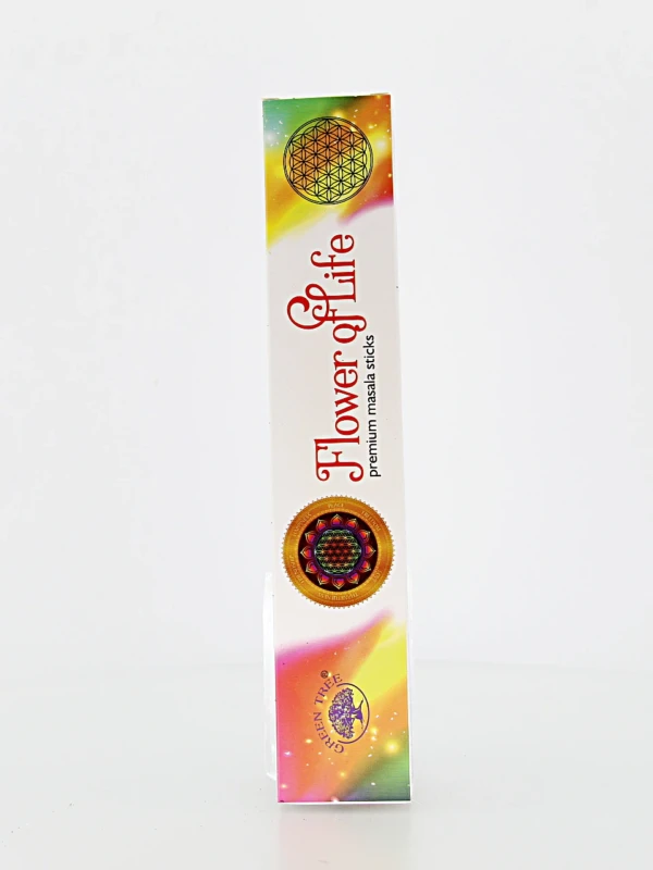 O incenso Green Tree Flor da Vida é originário da Índia e produzido com ingredientes 100% naturais. Enrolado à mão