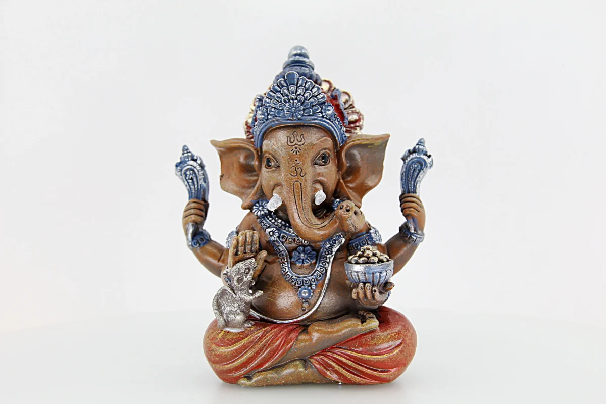 Ganesha une espiritualidade e elegância na decoração.