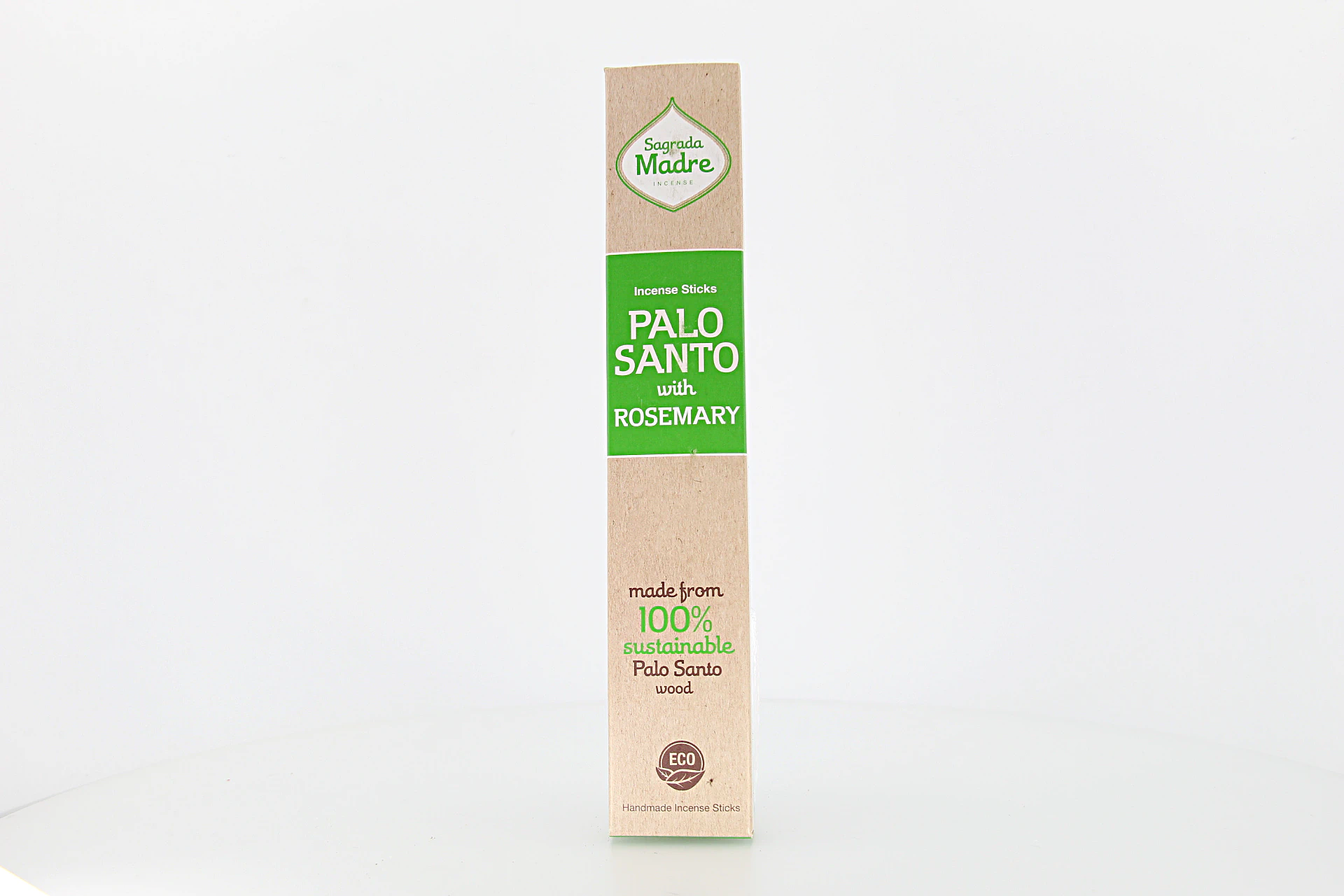 O incenso Madre Terra Pau Santo & Alecrim possui um aroma envolvente e natural