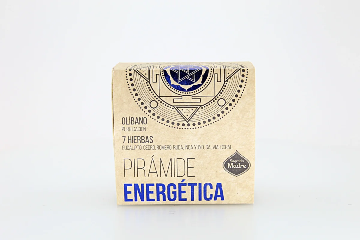A Pirâmide Energética Olíbano & 7 Ervas é um incenso artesanal