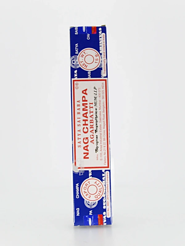 O incenso Nag Champa Azul é elaborado com base em madeiras sagradas