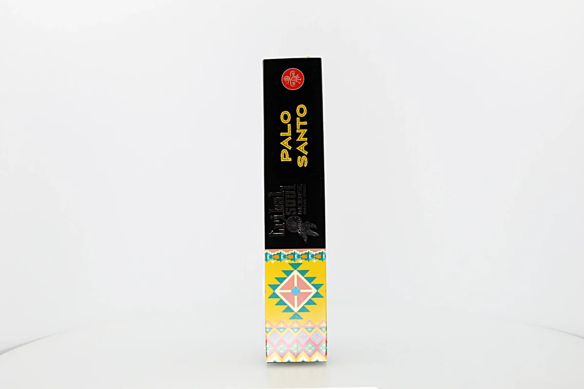 O incenso Tribal Soul Pau Santo é elaborado com ingredientes naturais