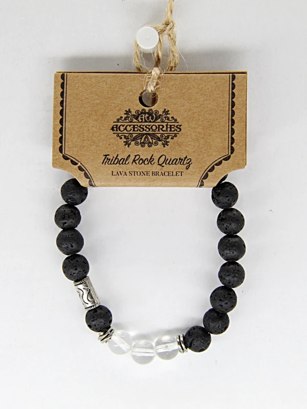 A lava vulcânica nas pulseiras destaca-se pela cor preta e opaca