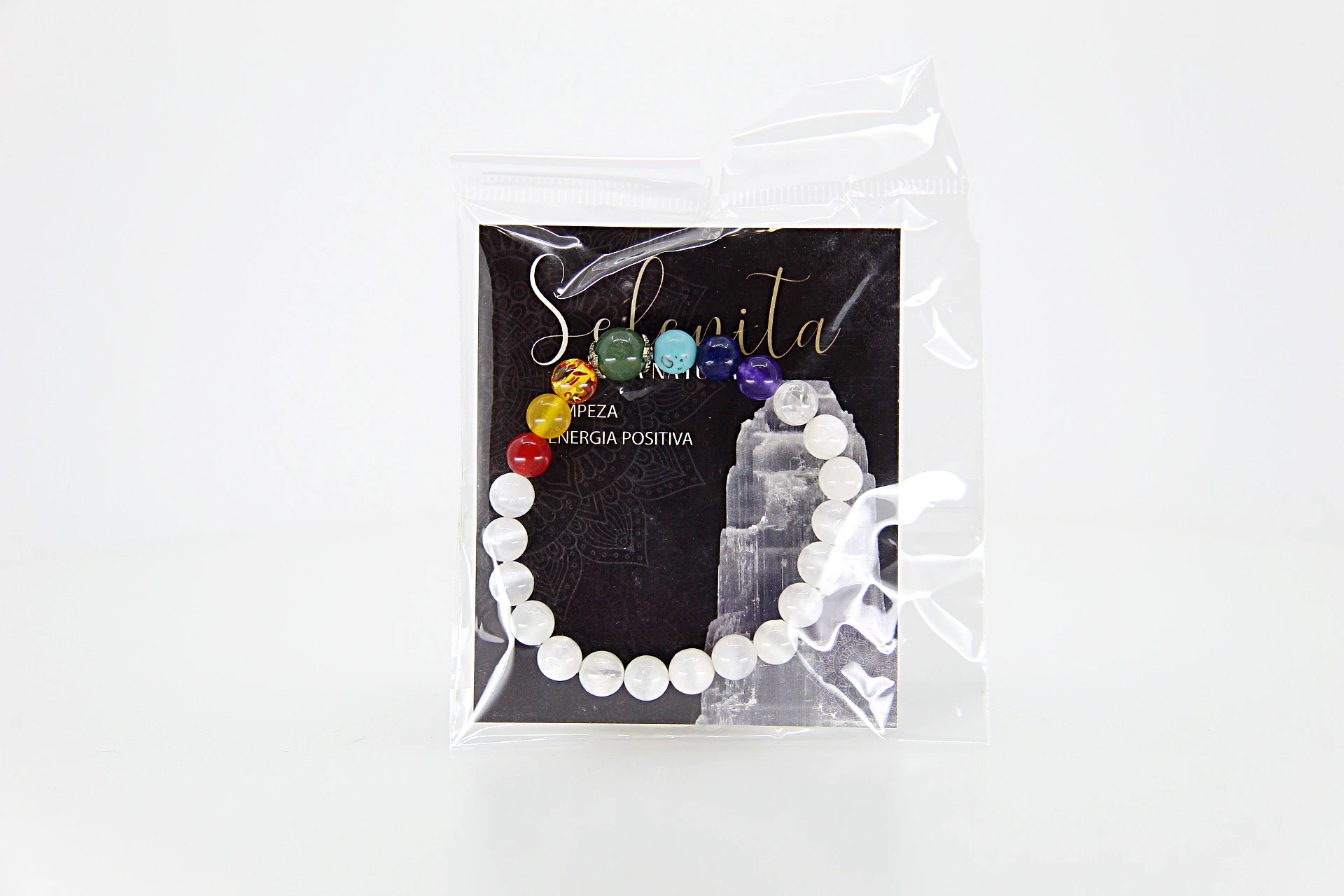 A Selenita facilita a meditação e a conexão com energias superiores. Purifica do ambiente