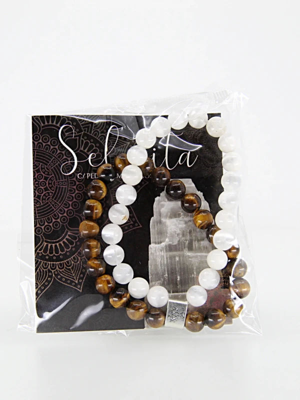 A combinação destas pedras na pulseira promove clareza mental e foco (selenite)