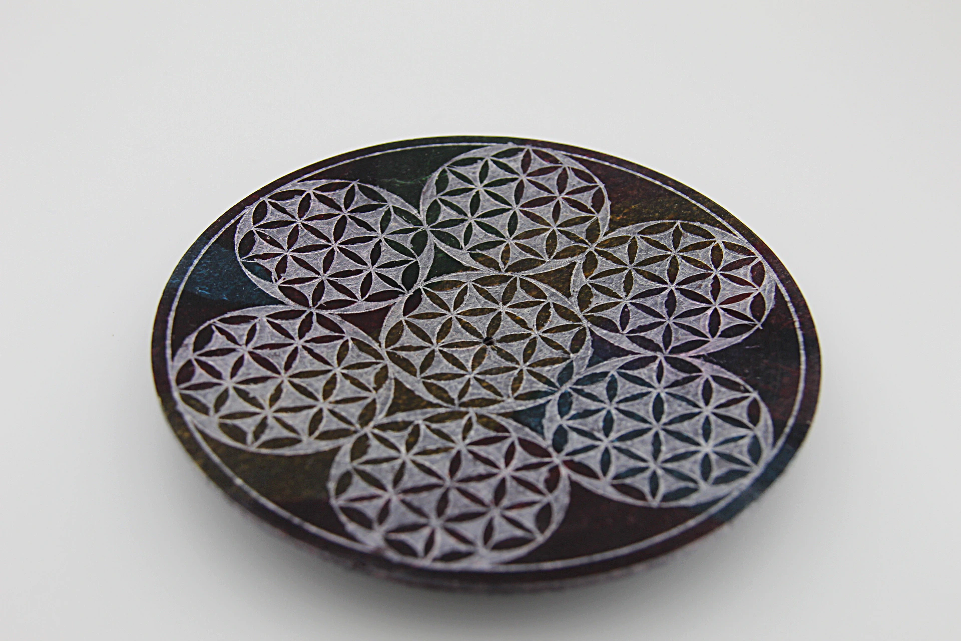 Porta Incenso Pedra de Sabão Flor da Vida 12cm - Image 2