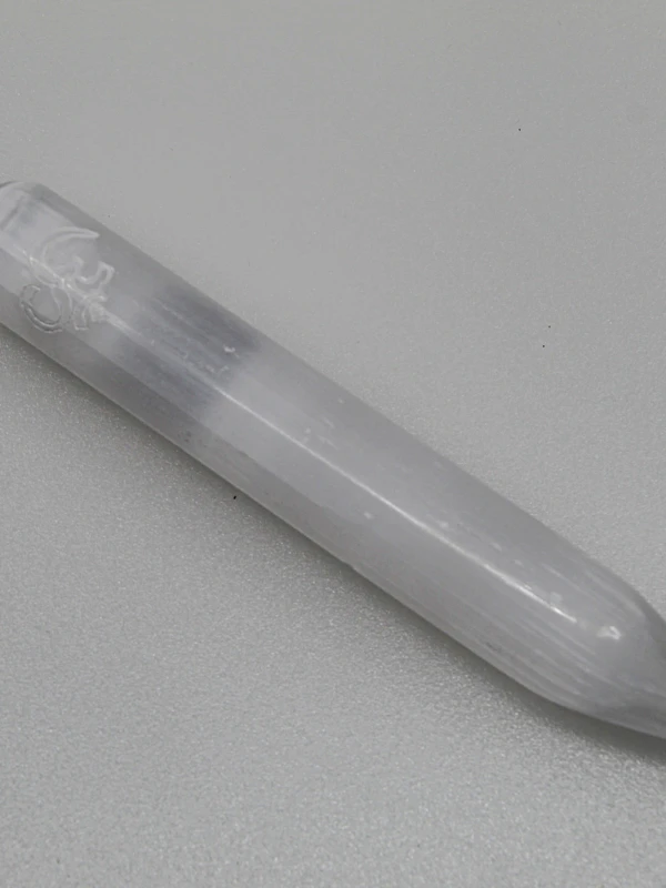 Bastão Selenita com Ponta Om 15cm