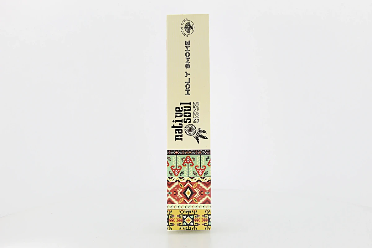 O incenso Green Tree Native Soul Holy Smoke vem da Índia e é 100% natural. A sua fragrância envolvente é tradicionalmente associada à purificação e renovação energética