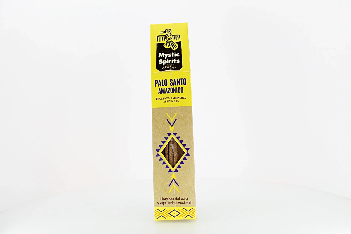 O incenso Mystic Spirits Pau Santo é elaborado com madeiras sagradas