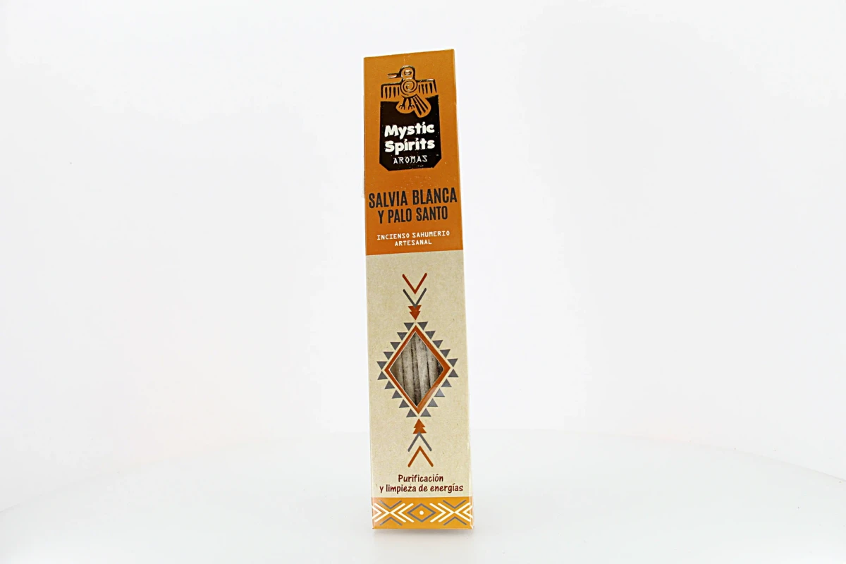O incenso Mystic Spirits Pau Santo & Sálvia combina madeiras sagradas com a força purificadora da sálvia.
